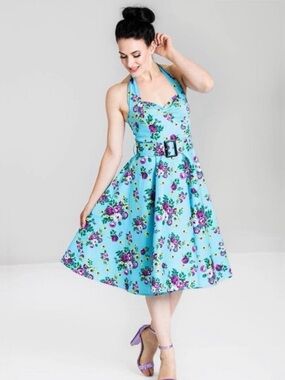 🌸 Hell Bunny retro turquoise floral halter dress with belt. Size L.